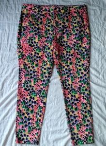 GAP Khaki Skinny Mini Watercolor Design Pants